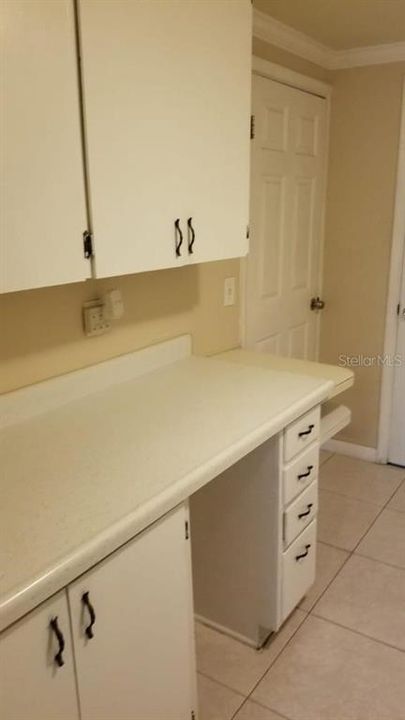 Recently Rented: $1,800 (3 beds, 2 baths, 1490 Square Feet)