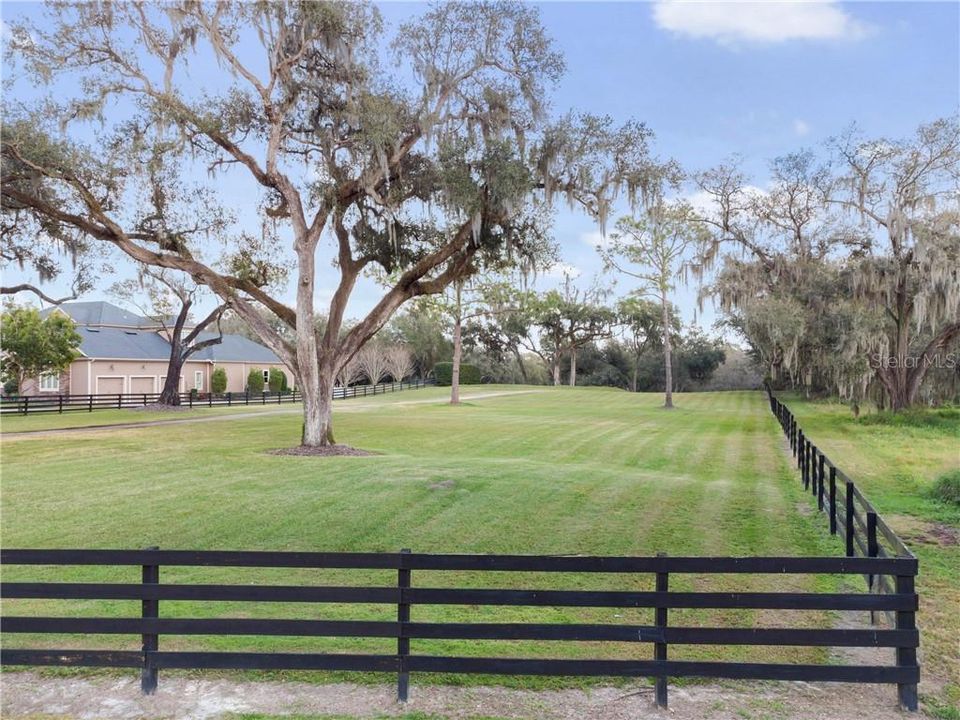 Recently Sold: $800,000 (6.10 acres)