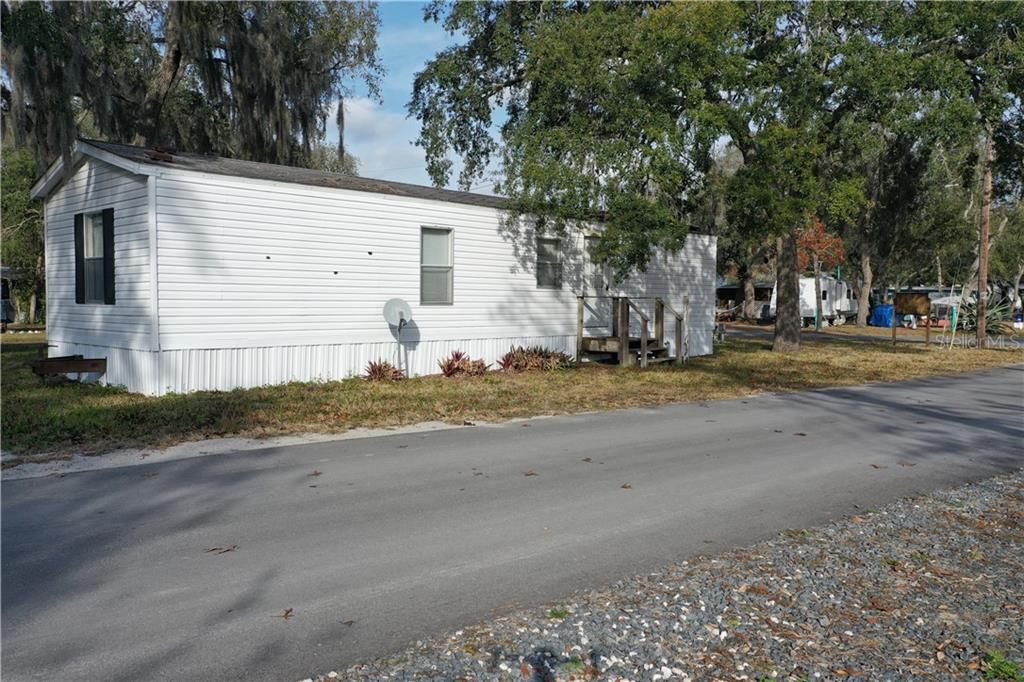 Recently Sold: $119,900 (2 beds, 1 baths, 672 Square Feet)