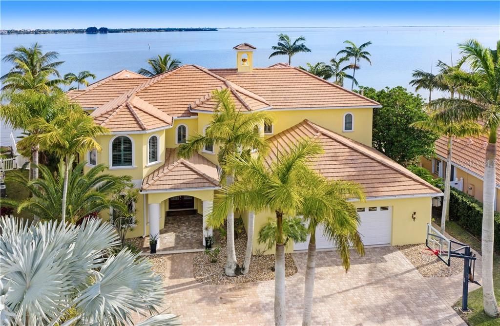 1900 Harbor Point Dr., Merritt Island - Stunning Waterfront Estate Home