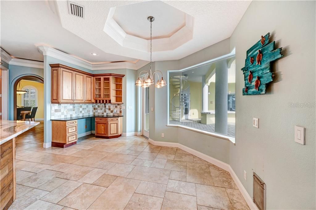 Breakfast Nook & Built-in Study Center