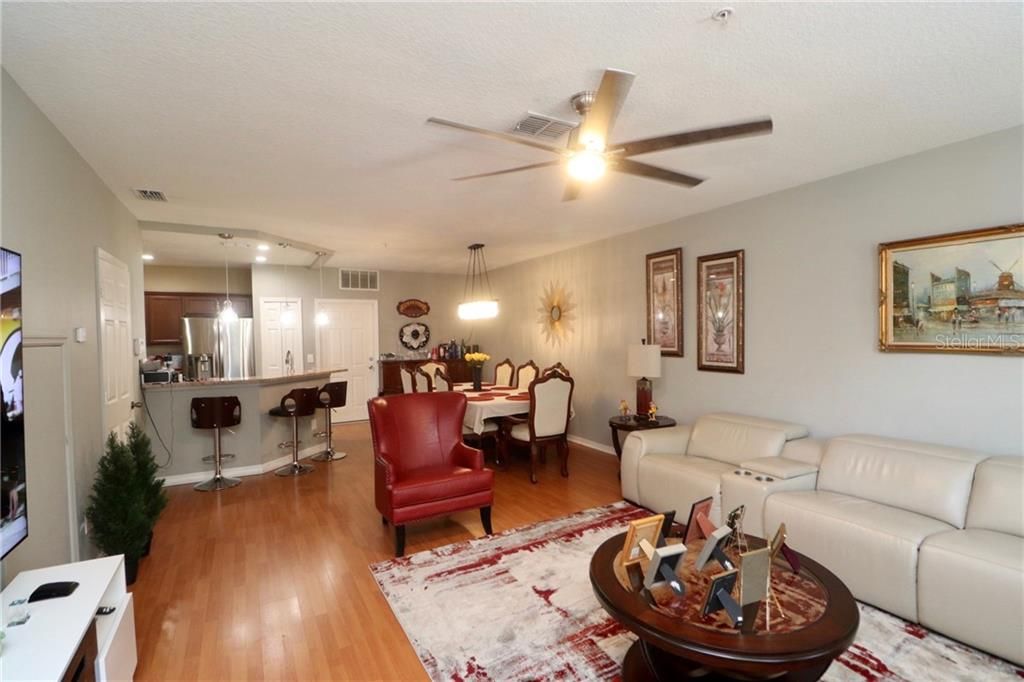 Recently Sold: $200,000 (3 beds, 2 baths, 1540 Square Feet)