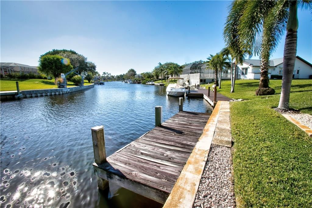 Dock with electric and water supply