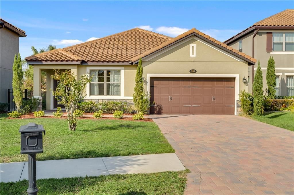 Recently Sold: $320,000 (4 beds, 2 baths, 2112 Square Feet)