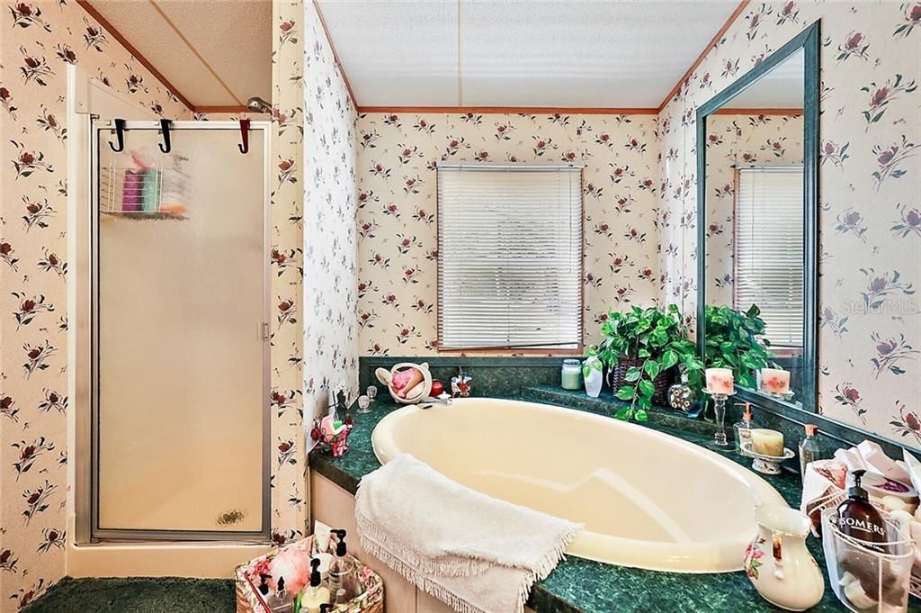 Недавно продано: $289,900 (3 спален, 2 ванн, 1296 Квадратных фут)