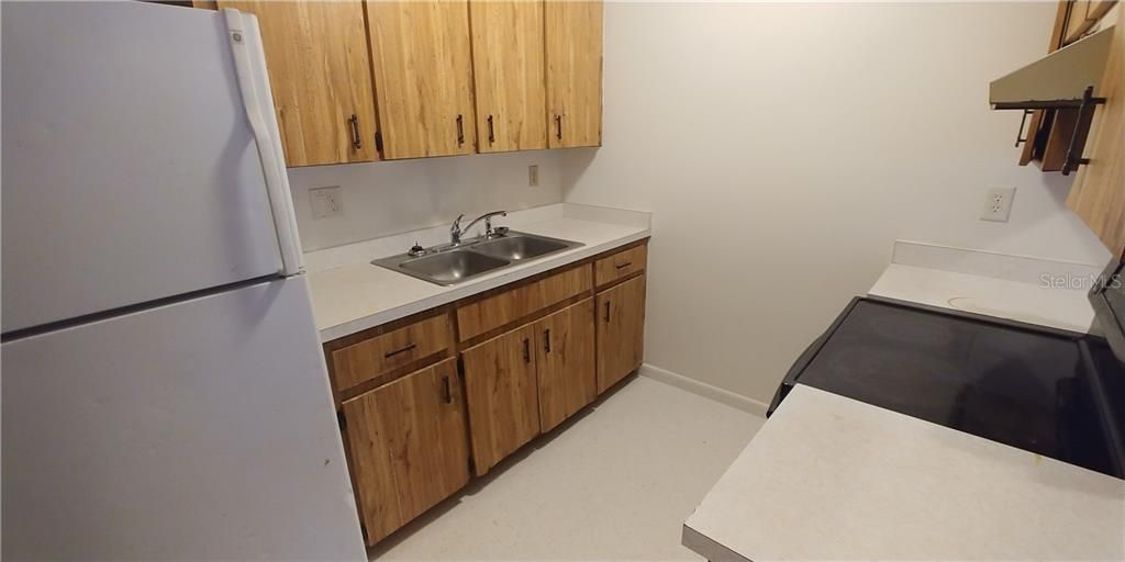 Recently Rented: $795 (2 beds, 1 baths, 875 Square Feet)