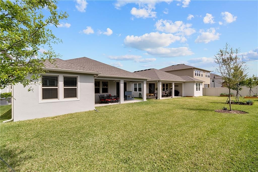 Recently Sold: $429,000 (4 beds, 2 baths, 1916 Square Feet)