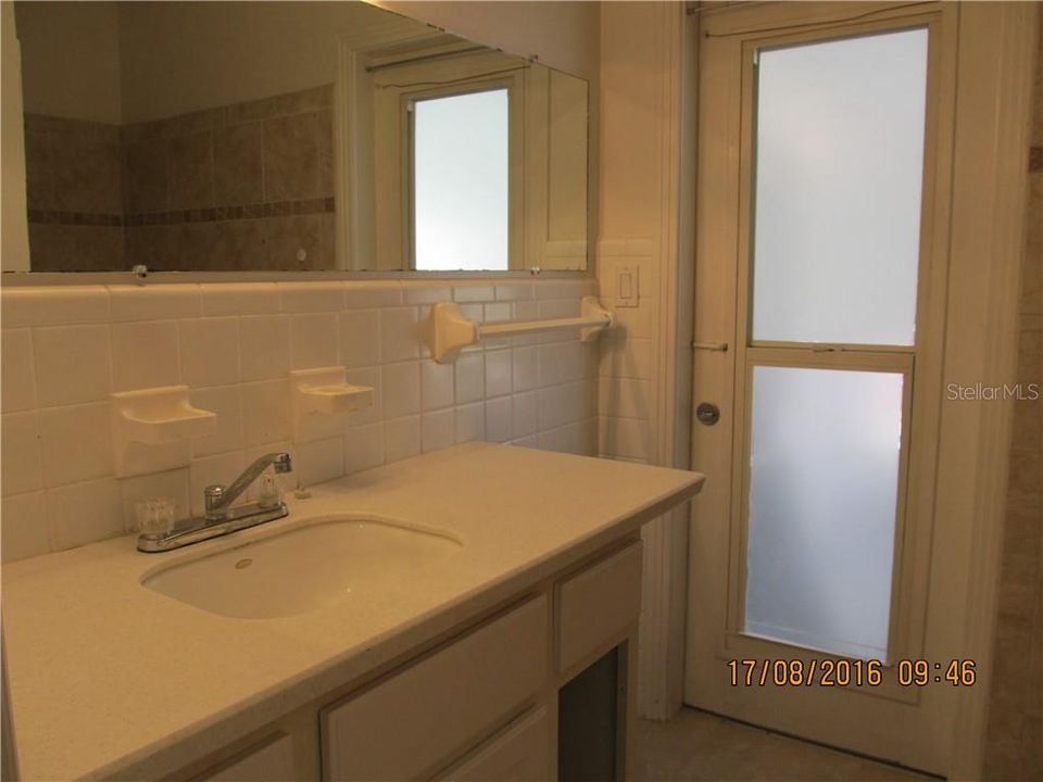 Недавно арендовано: $825 (1 спален, 1 ванн, 1394 Квадратных фут)