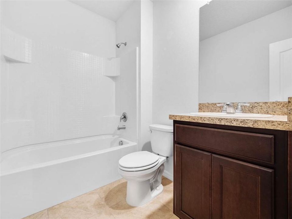 最近售出: $267,220 (4 贝兹, 2 浴室, 1498 平方英尺)