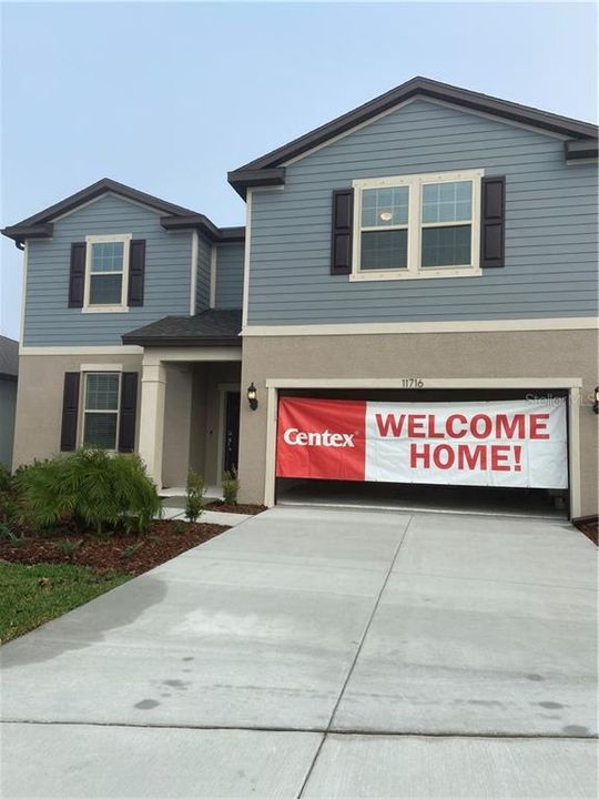 Vendido Recientemente: $323,670 (4 camas, 2 baños, 2855 Pies cuadrados)