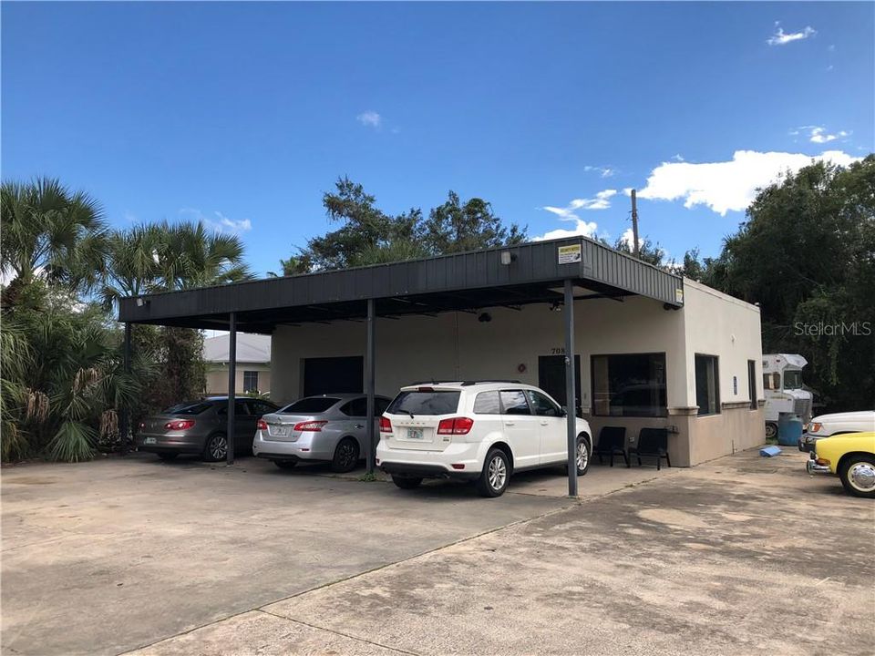 Recently Sold: $1,700 (0 beds, 0 baths, 7058 Square Feet)