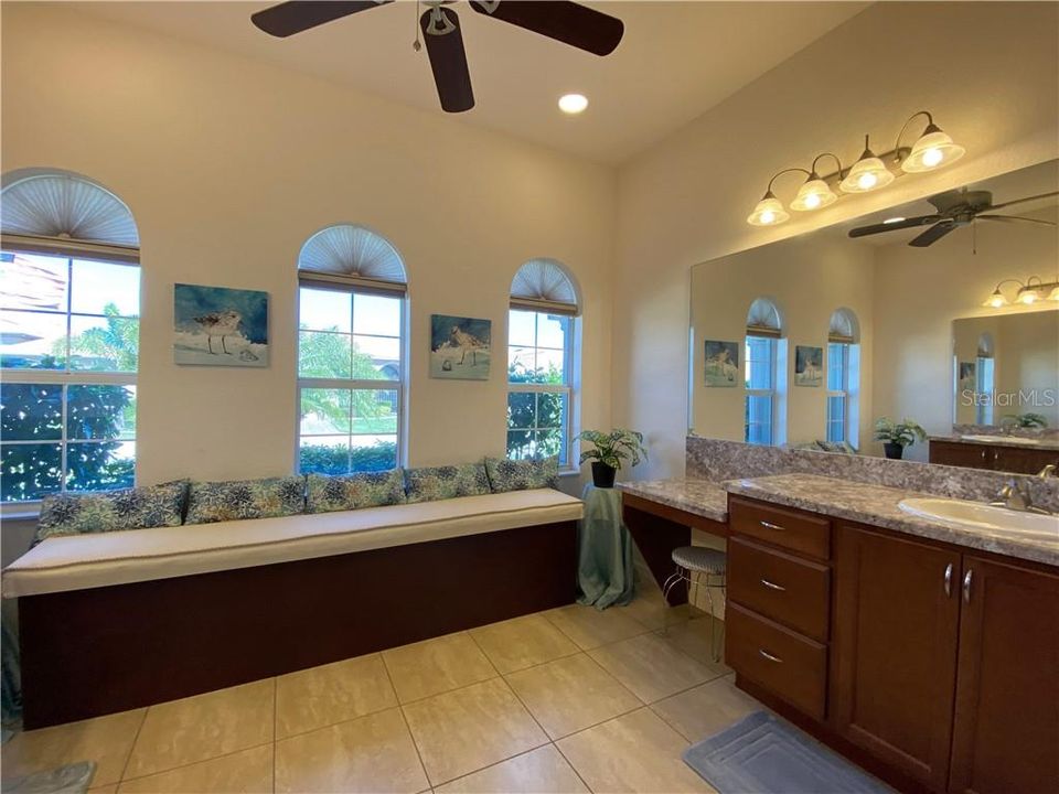 Large Bench Feature in Master Bathroom