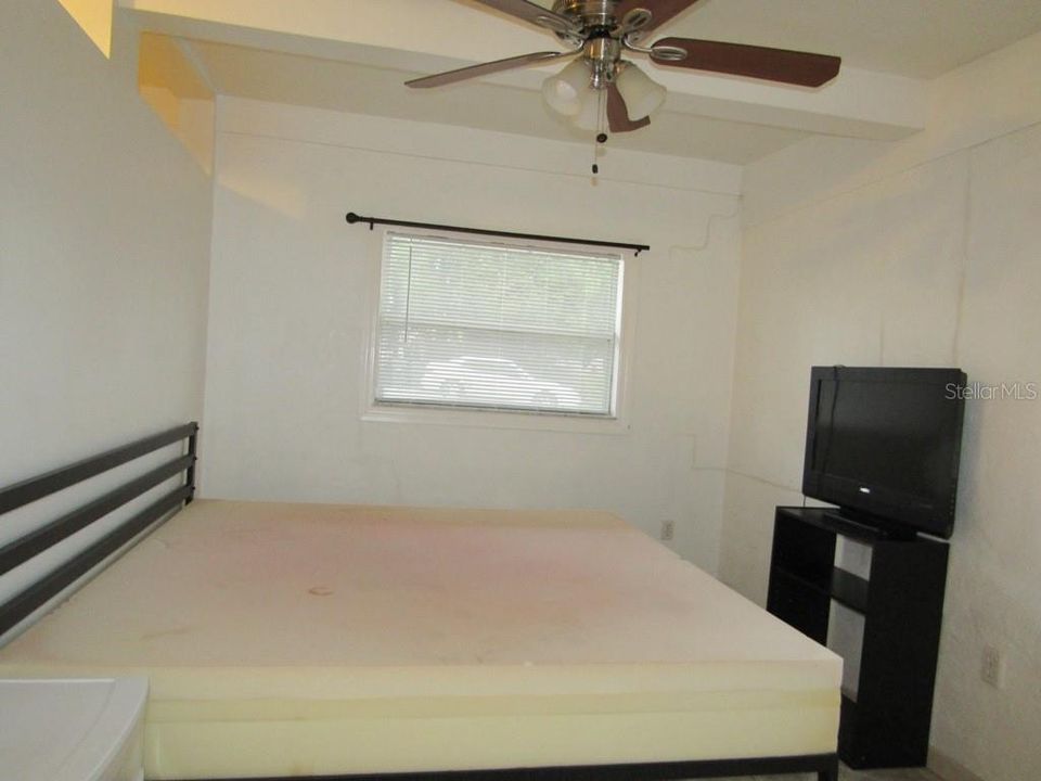 Recently Rented: $750 (1 beds, 1 baths, 403 Square Feet)