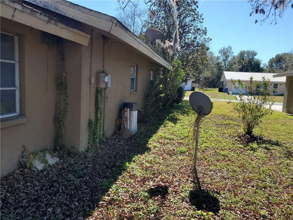 Recently Sold: $119,000 (2 beds, 1 baths, 1365 Square Feet)