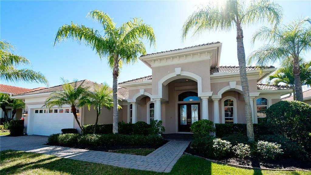 Recently Sold: $1,200,000 (3 beds, 3 baths, 3270 Square Feet)