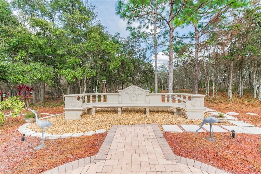 Recently Sold: $1,100,000 (4 beds, 5 baths, 5580 Square Feet)