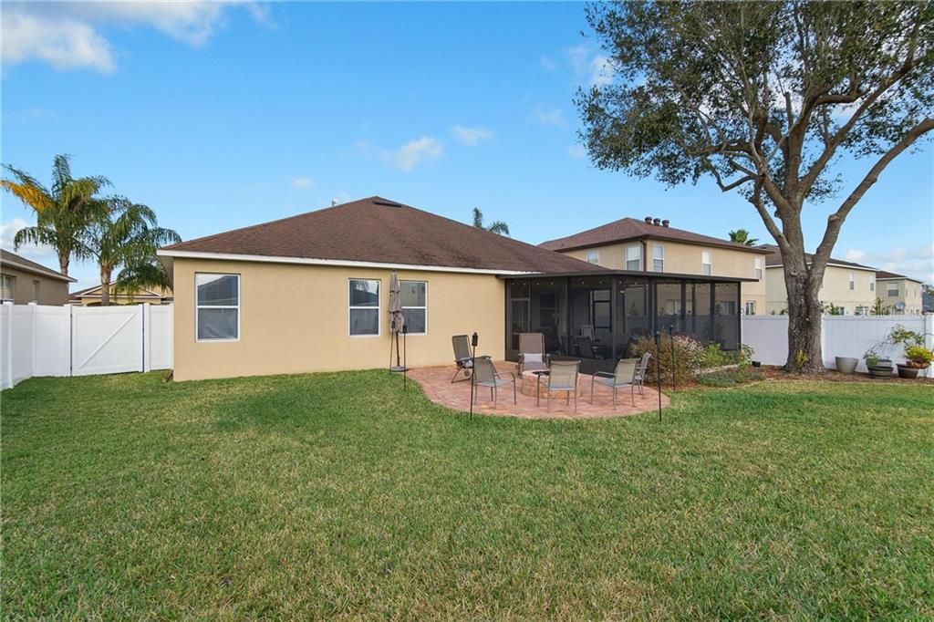 Recently Sold: $375,988 (3 beds, 2 baths, 2238 Square Feet)