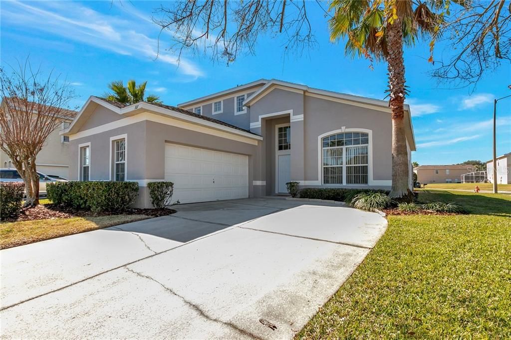 Recently Sold: $341,500 (4 beds, 3 baths, 2376 Square Feet)
