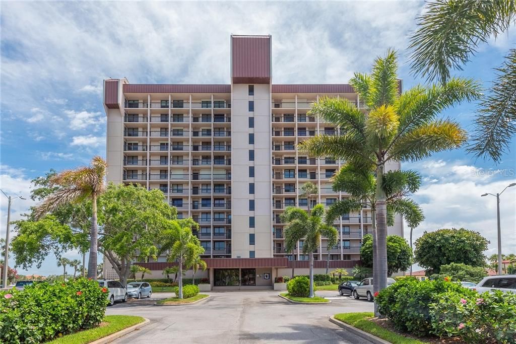 Recently Sold: $539,000 (2 beds, 2 baths, 1310 Square Feet)