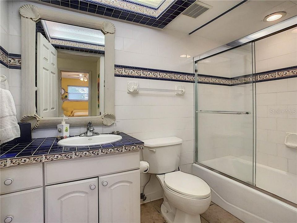 最近售出: $749,900 (3 贝兹, 2 浴室, 1410 平方英尺)