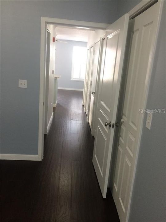 Recently Rented: $1,275 (1 beds, 1 baths, 640 Square Feet)