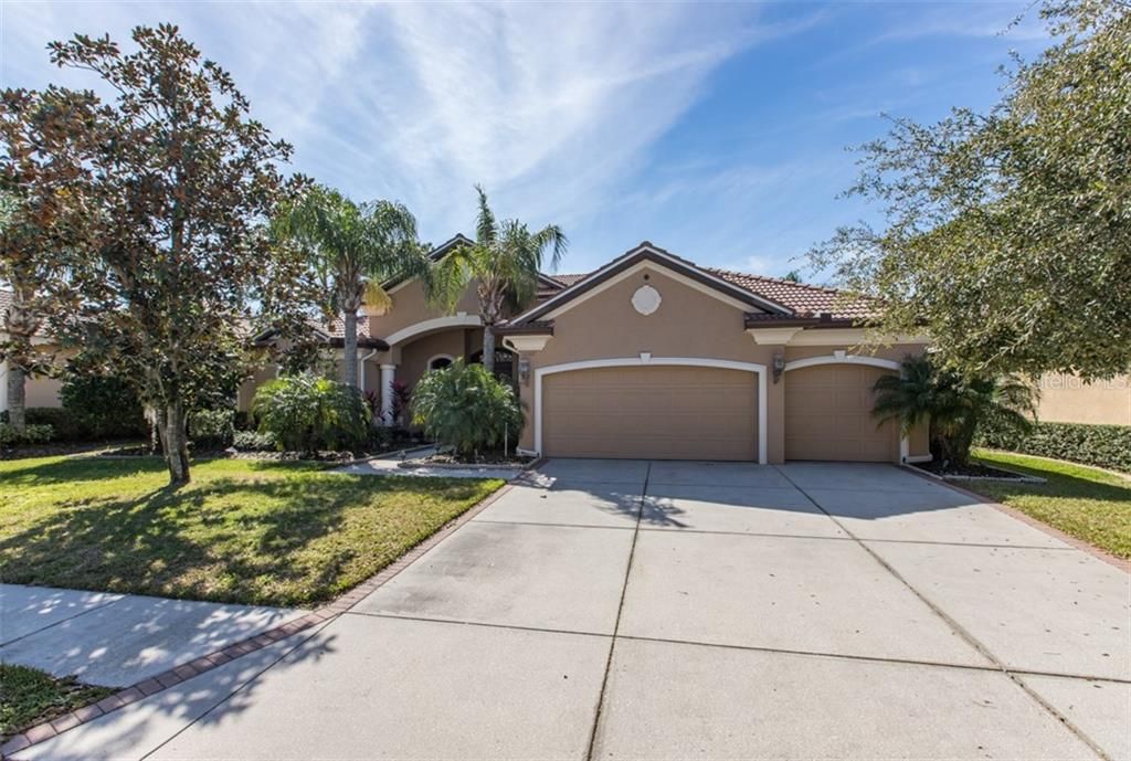 Recently Sold: $740,000 (4 beds, 3 baths, 3568 Square Feet)