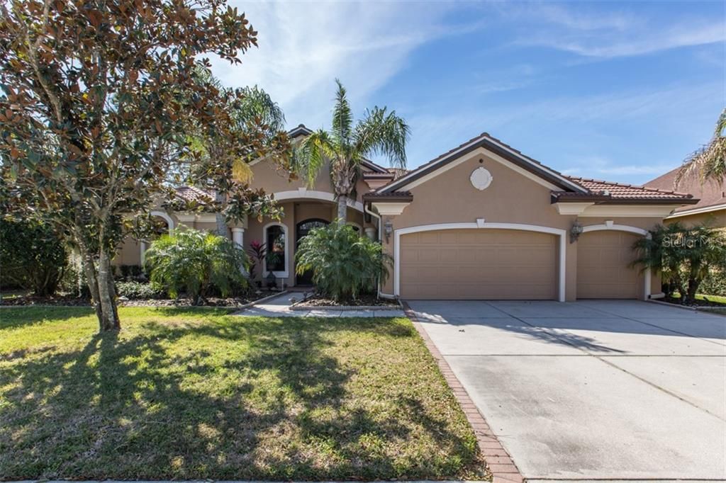 Recently Sold: $740,000 (4 beds, 3 baths, 3568 Square Feet)