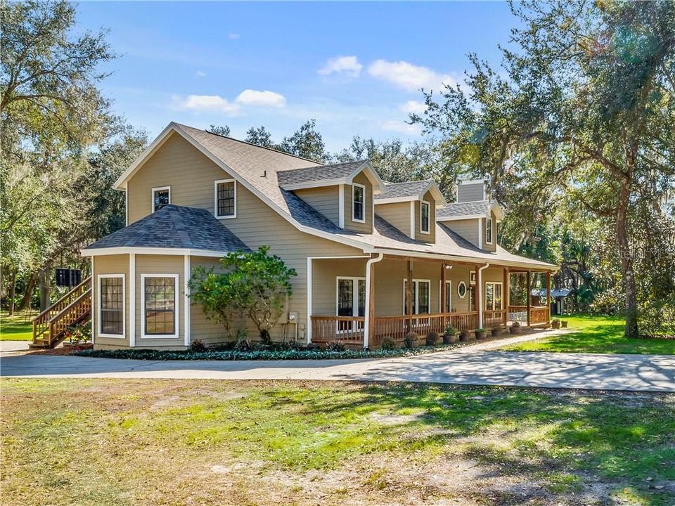 Recently Sold: $585,000 (5 beds, 3 baths, 3408 Square Feet)