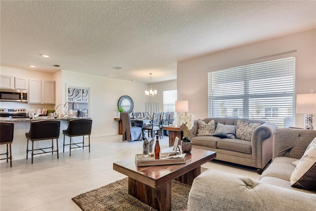 Recently Sold: $273,490 (3 beds, 2 baths, 1672 Square Feet)