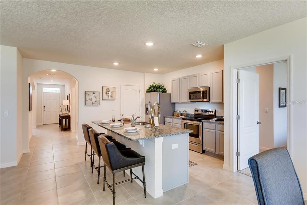 Recently Sold: $273,490 (3 beds, 2 baths, 1672 Square Feet)