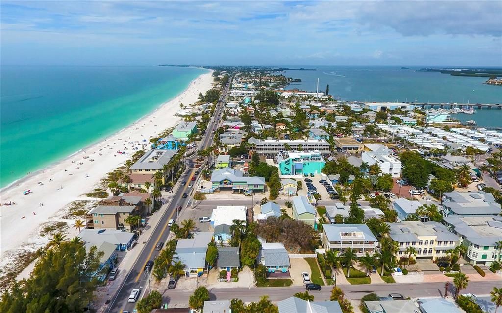 Recently Sold: $1,200,000 (0 beds, 0 baths, 1996 Square Feet)