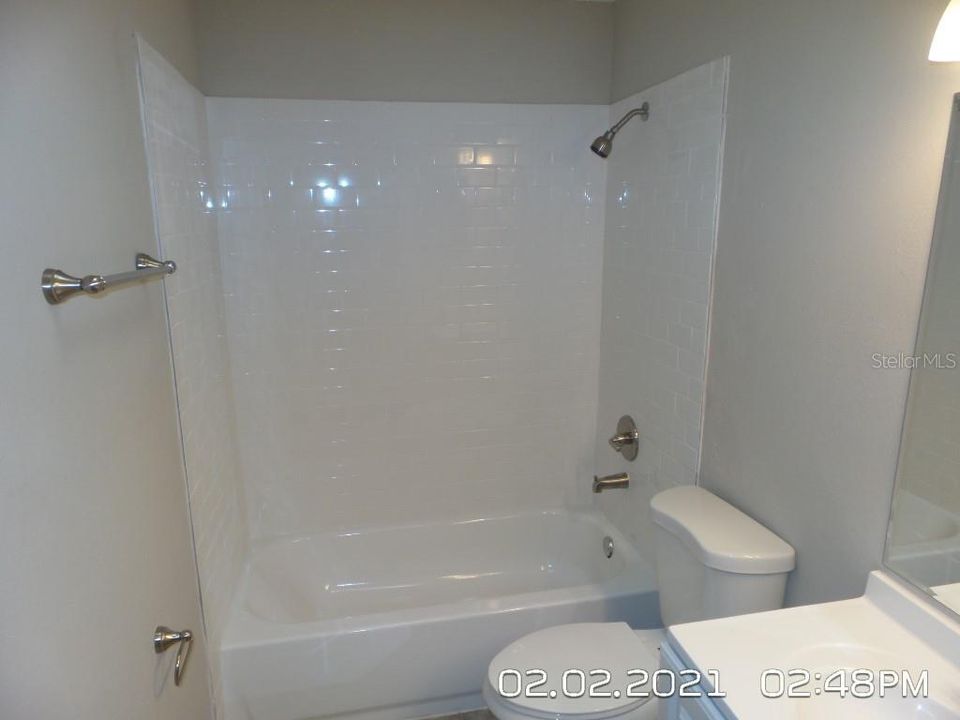 最近售出: $229,900 (4 贝兹, 2 浴室, 1949 平方英尺)