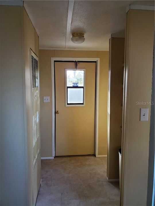 Recently Sold: $52,500 (2 beds, 1 baths, 784 Square Feet)