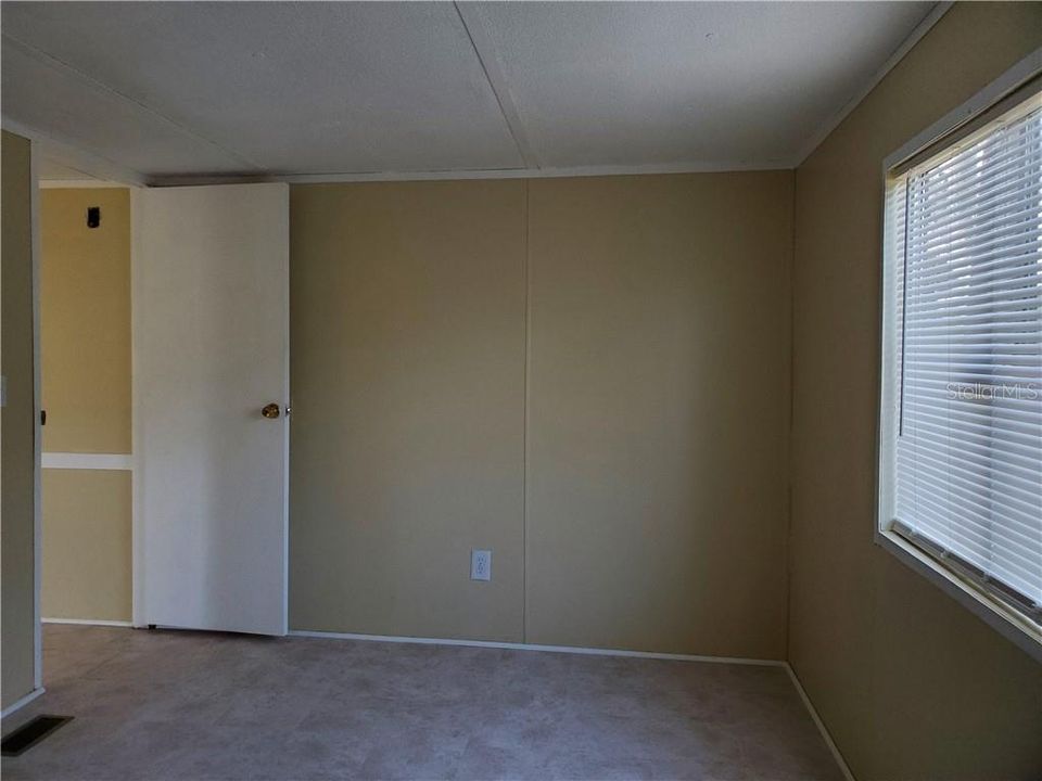 2nd Bedroom