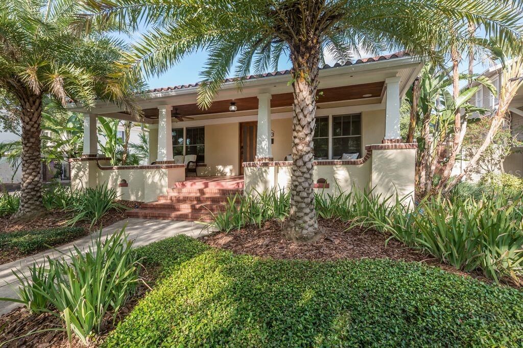 Recently Sold: $866,140 (3 beds, 3 baths, 2282 Square Feet)
