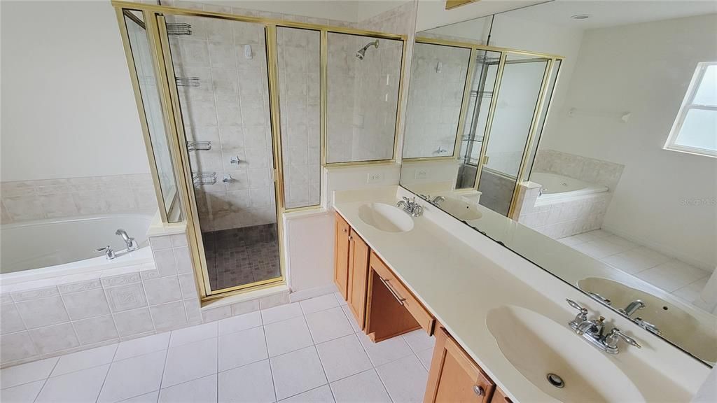 Недавно арендовано: $2,100 (4 спален, 2 ванн, 2519 Квадратных фут)