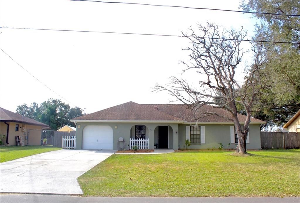 Recently Sold: $250,000 (3 beds, 1 baths, 1269 Square Feet)