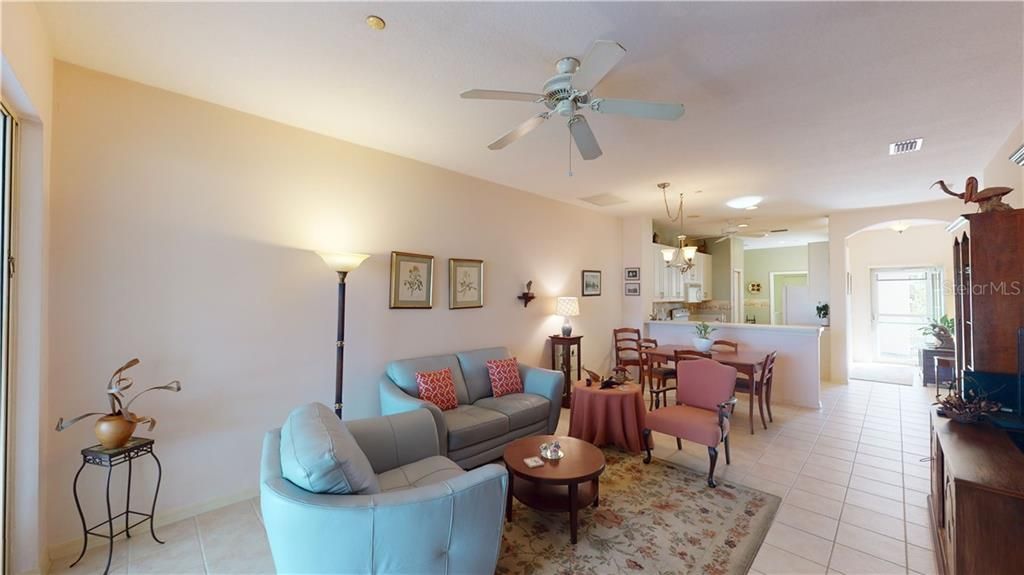 Recently Sold: $239,000 (2 beds, 2 baths, 1302 Square Feet)