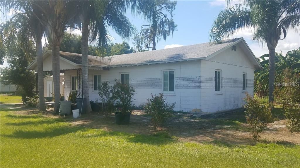 Recently Sold: $425,000 (4 beds, 1 baths, 1312 Square Feet)