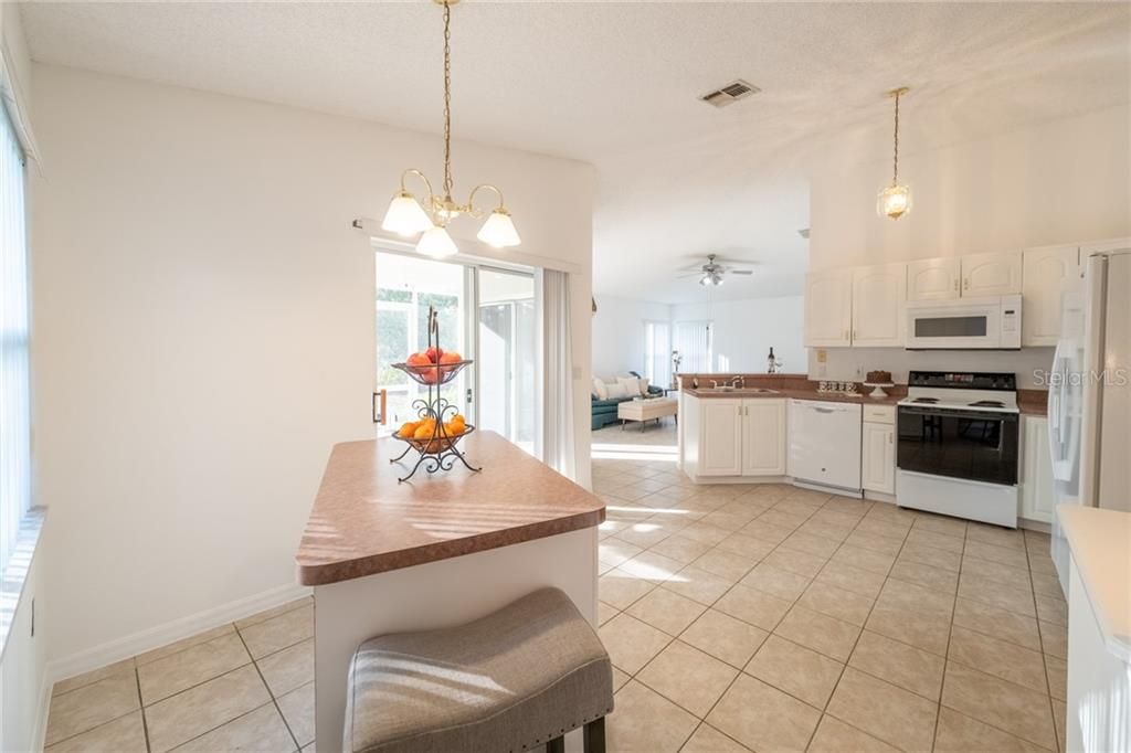 Recently Sold: $345,777 (3 beds, 2 baths, 1883 Square Feet)