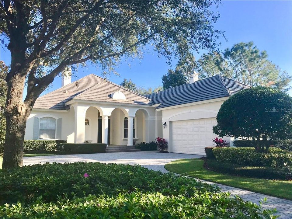 Recently Sold: $800,000 (3 beds, 3 baths, 2705 Square Feet)