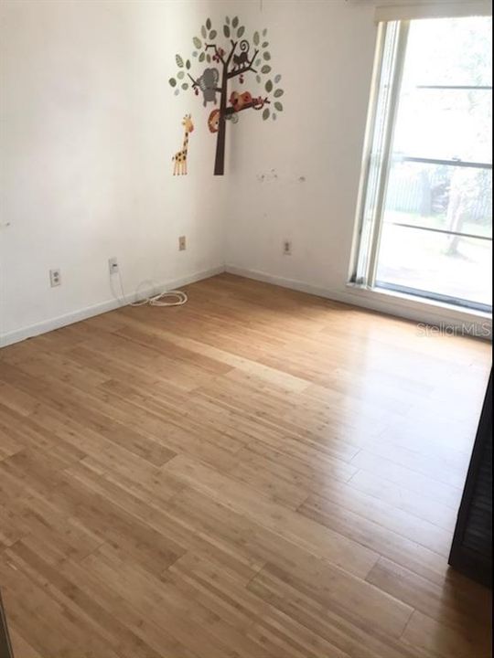 Recently Rented: $2,000 (3 beds, 2 baths, 1734 Square Feet)