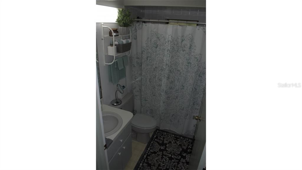 最近售出: $215,000 (2 贝兹, 1 浴室, 1100 平方英尺)