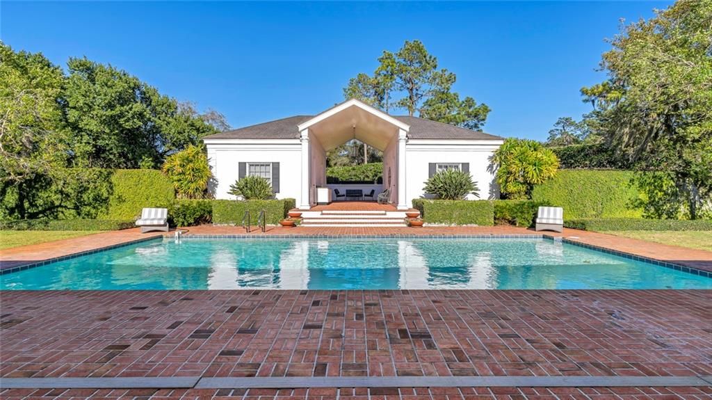 Recently Sold: $1,800,000 (5 beds, 5 baths, 6320 Square Feet)