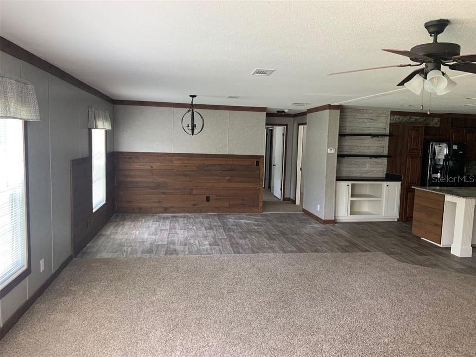 Recently Sold: $153,900 (3 beds, 2 baths, 1760 Square Feet)
