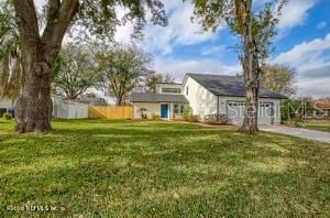 Recently Sold: $248,000 (3 beds, 2 baths, 1730 Square Feet)