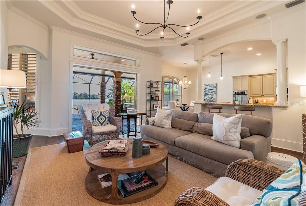 Recently Sold: $1,395,000 (4 beds, 3 baths, 4003 Square Feet)
