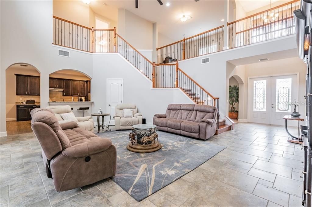 Recently Sold: $600,000 (4 beds, 3 baths, 3969 Square Feet)