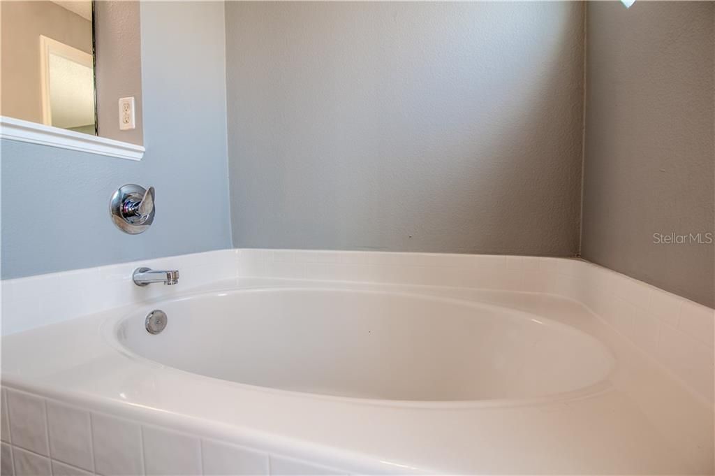 Недавно арендовано: $2,300 (4 спален, 2 ванн, 1868 Квадратных фут)