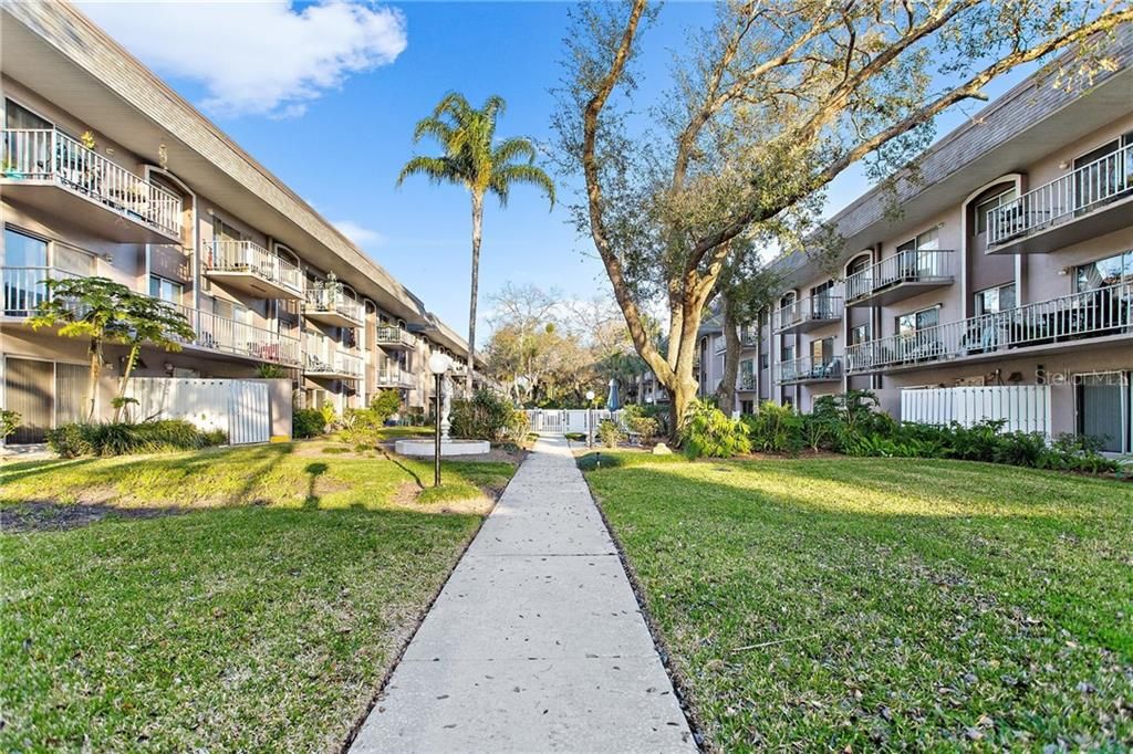 Recently Sold: $110,000 (1 beds, 1 baths, 667 Square Feet)
